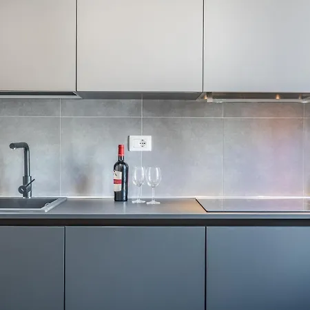 Kuzu Apts - Center - Wifi Ac Tv Appartement *